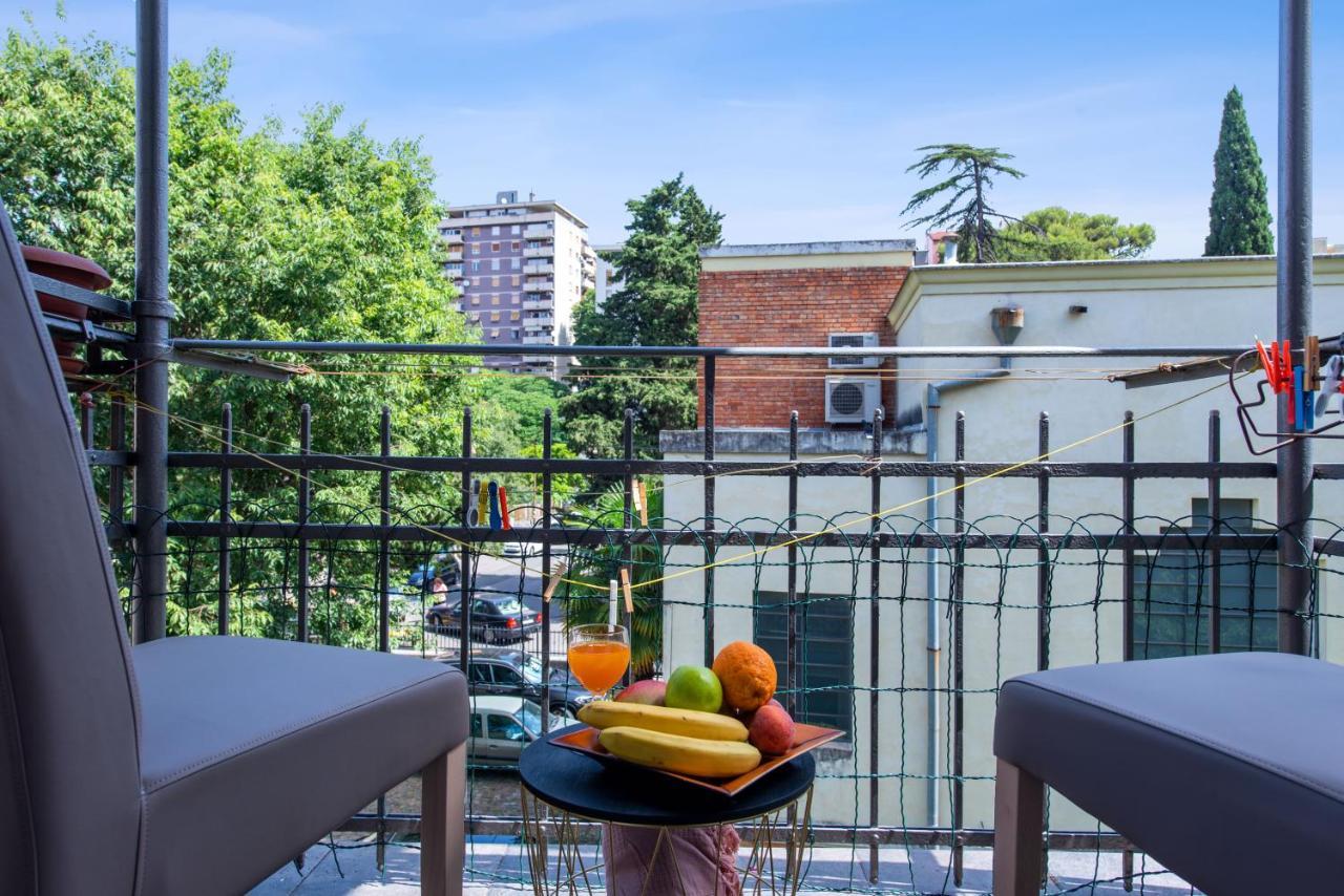 The Grand Mansion Residence On La Guardia 리예카 외부 사진